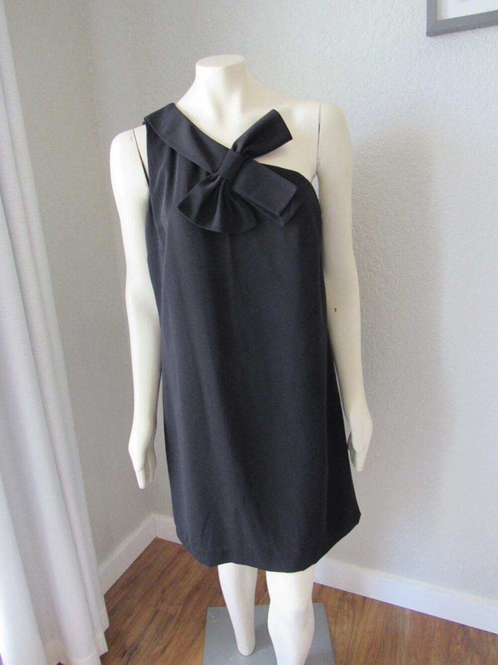 CeCe Black One-Shoulder Dress